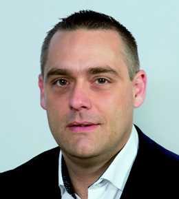 profil homme notaire
